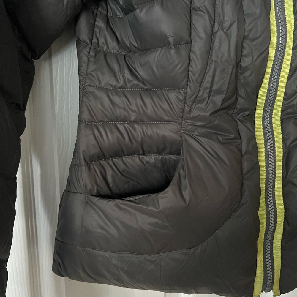 Halifax Traders Down Jacket - Gray And Lime - Siz… - image 3